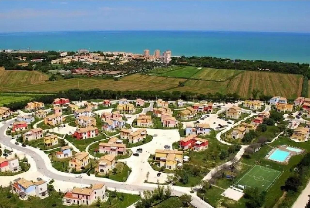 Villa Eden Numana - In Favoloso Resort Vicino Al Mare مارشيللي المظهر الخارجي الصورة