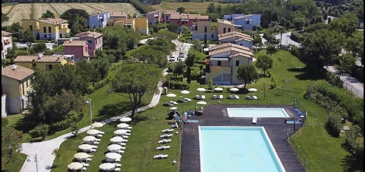 Villa Eden Numana - In Favoloso Resort Vicino Al Mare مارشيللي المظهر الخارجي الصورة